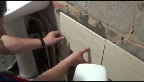 Как клеить плитку на стену. Актуальность плитки на стенах в интерьере квартиры 15 Как клеить плитку на стену. Актуальность плитки на стенах в интерьере квартиры 15