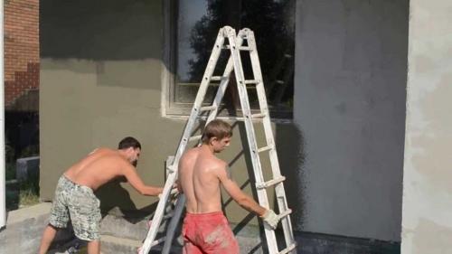 Делаем декоративну штукатурку из шпаклевки самостоятельно. Чем отличается штукатурка от шпаклевки?