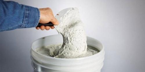 Чем приклеить гипсовую плитку к дереву. Клей для гипсовой плитки – разновидности и рекомендации по выбору, правила применения