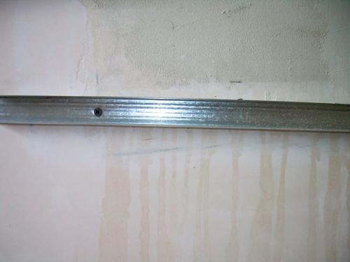 Как клеить мозаику на углах. Укладка мозаики