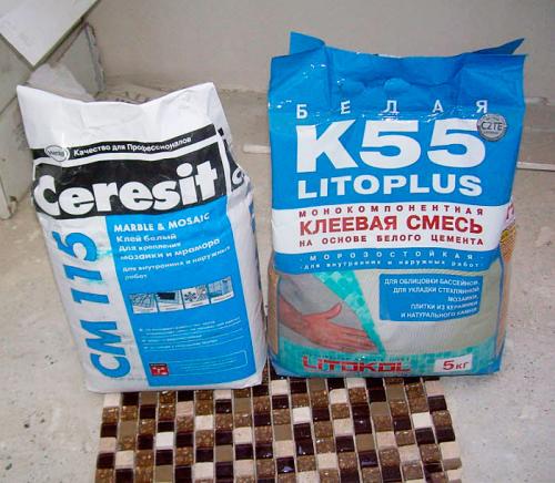 Как клеить мозаику на углах. Укладка мозаики