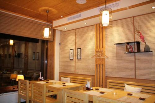 Бамбуковые панели в интерьере. Бамбуковые панели  для стен преимущества