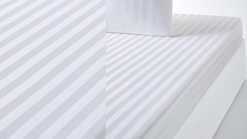 Одеяло которое хрустит. Почему в отелях так сладко спится?