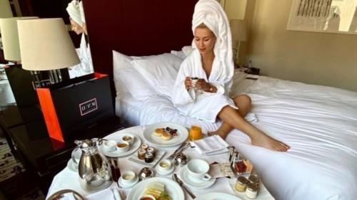 Одеяло которое хрустит. Почему в отелях так сладко спится?