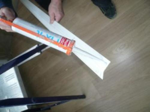 Как и чем клеить пластиковые уголки к гипсокартону. Как и чем приклеить пластиковые уголки на углы стен | Новый способ