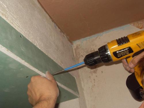 Как и чем клеить пластиковые уголки к гипсокартону. Как и чем приклеить пластиковые уголки на углы стен | Новый способ 28 Как и чем клеить пластиковые уголки к гипсокартону. Как и чем приклеить пластиковые уголки на углы стен | Новый способ 28