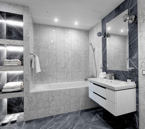 Укладка плитки в разбежку на стену. Алгоритм расчета количества и расположения плитки на стене