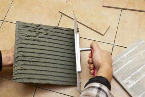 Техника укладки плитки. Ша. Укладка первой плитки и первого ряда