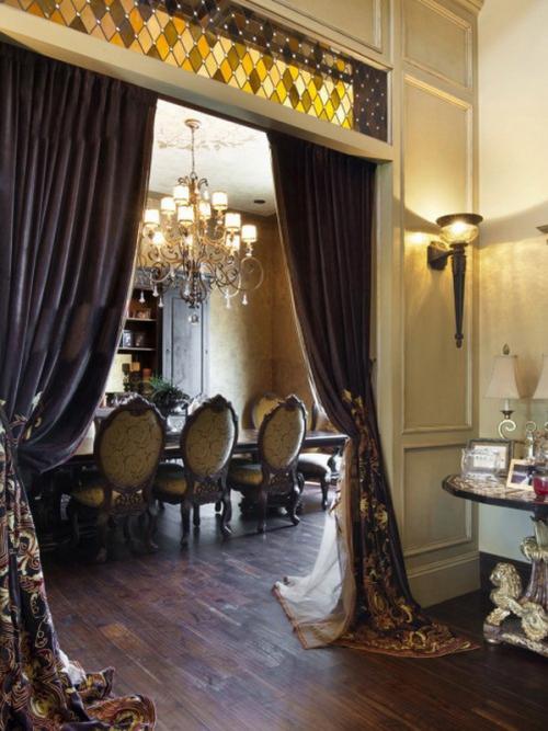 Шторы на дверной проем. Шторы на дверной проём: Старинные традиции и модная современность 03