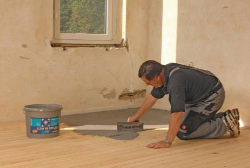 Как приклеивать керамическую плитку. Цены на влагостойкий гипсокартон 12