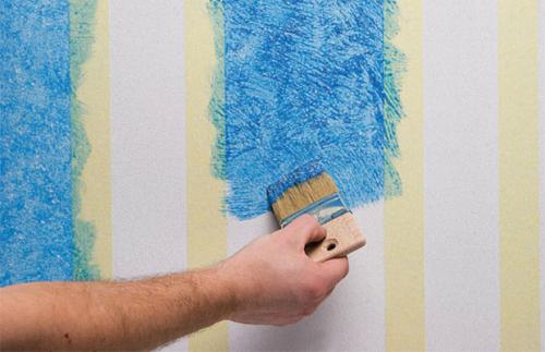 Можно ли покрасить обои. Какие полотна поддаются покраске?