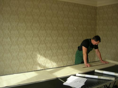 Как поклеить бумажные обои на бумажные обои. Можно ли клеить обои поверх обоев