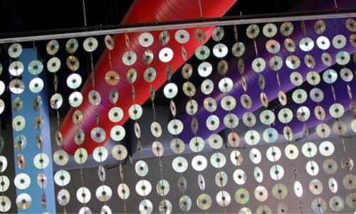 Из чего можно сделать занавеску на дверь. Идеи висюлек на дверь