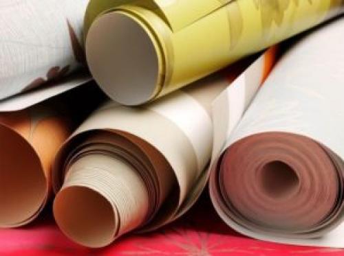 Как правильно клеить бумажные обои. Как самому наклеить обои из бумаги (видео)