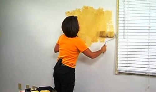 Как клеить бумажные обои на флизелиновой основе. Преимущества и недостатки использования