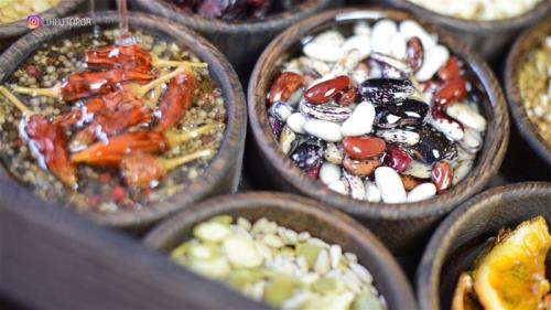 Мебель из эпоксидной смолы. Как я делал необычный стол из эпоксидки