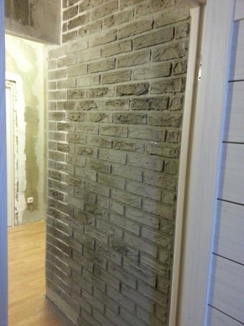 Как сделать кирпичики на стене из шпаклевки. Кирпичная стена своими руками за 1000 р