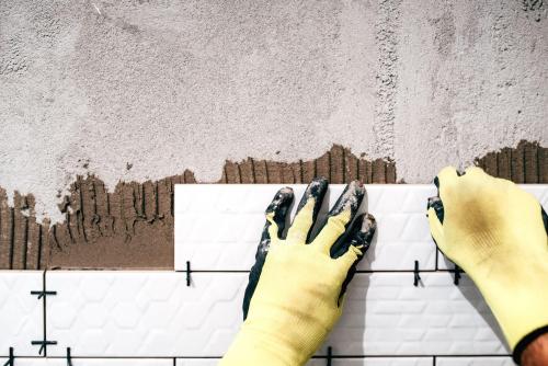 Отстала плитка от стены, как приклеить не снимая. Комментарии пользователей: 01