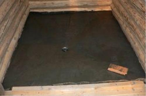 Как положить плитку на сруб. Изготовление бетонного основания пола в деревянном срубе