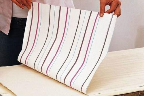 Как поклеить обои одному человеку без опыта. Этап 2: Расчет количества и подготовка обоев