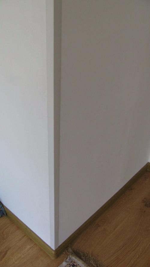 Как клеить уголки на обои надежная защита внешних углов. Где применяются 03 Как клеить уголки на обои надежная защита внешних углов. Где применяются 03