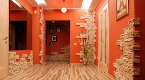 Можно ли клеить гипсовую плитку на обои. Декоративный камень и обои