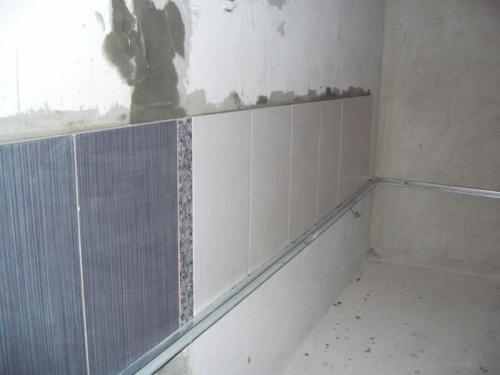 Выбор клея для приклеивания стеклянной плитки на фанеру. Нюансы процесса 02 Выбор клея для приклеивания стеклянной плитки на фанеру. Нюансы процесса 02