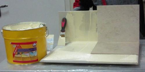 Эпоксидно-полиуретановый клей для укладки керамической плитки. Эпоксидный клей для плитки: инструкция по работе