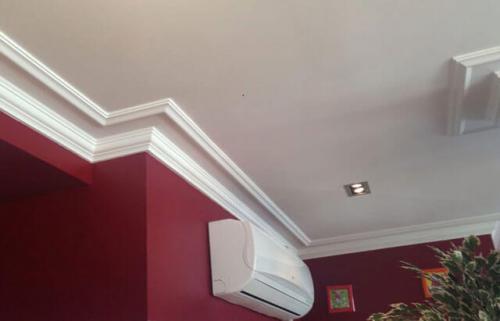 Как правильно приклеить уголок. Жидкие гвозди 13