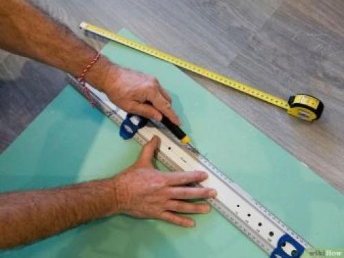 Самостоятельный монтаж откосов на окнах. Создание и установка откосов на окна своими руками: как и из чего сделать, что для этого потребуется? 23