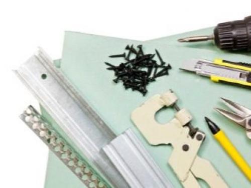 Самостоятельный монтаж откосов на окнах. Создание и установка откосов на окна своими руками: как и из чего сделать, что для этого потребуется? 18