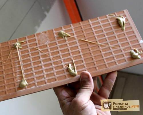 Как положить Плитку на фанеру на пол правильно своими руками. Преимущества и недостатки укладки плитки на пол из фанеры 10