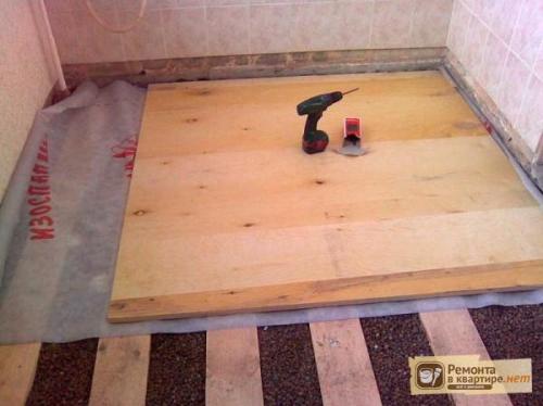 Плитка на фанеру на пол в прихожую и ванную. Плюсы и минусы использования основания из фанеры 06