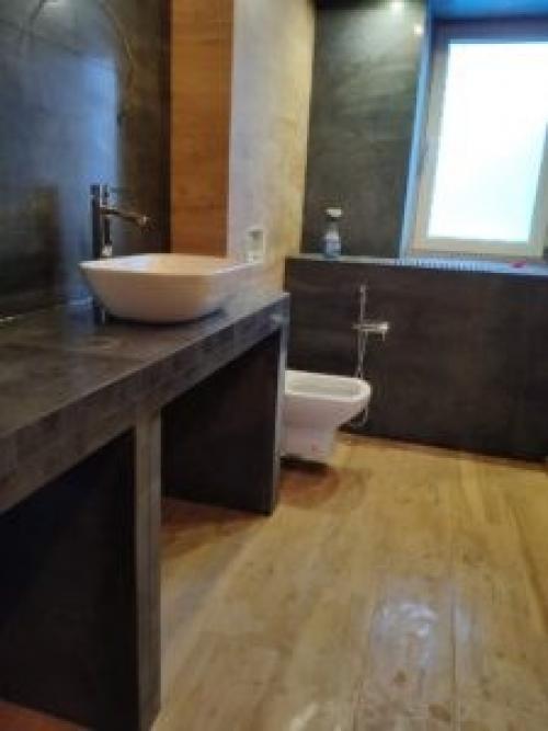 Как приклеить Плитку к ламинированной фанере. Укладка плитки на фанеру 06