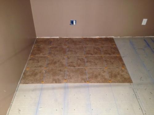 Чем приклеить керамогранит на фанеру. Клей для керамогранита —, какой лучше выбрать, влияние размера плитки на толщину смеси 11