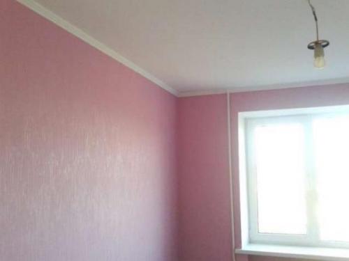 Поклейка обоев внахлест с подрезкой. Какие обои нельзя клеить в стык, а какие в нахлест