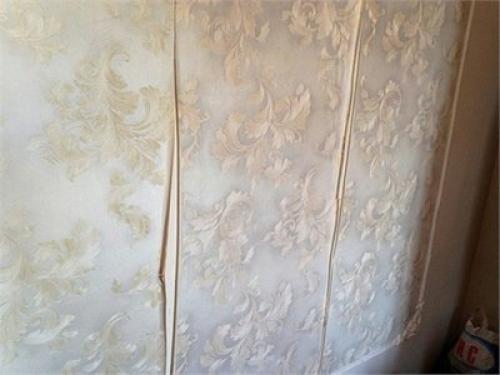 Как убрать стыки на обоях. Стыки