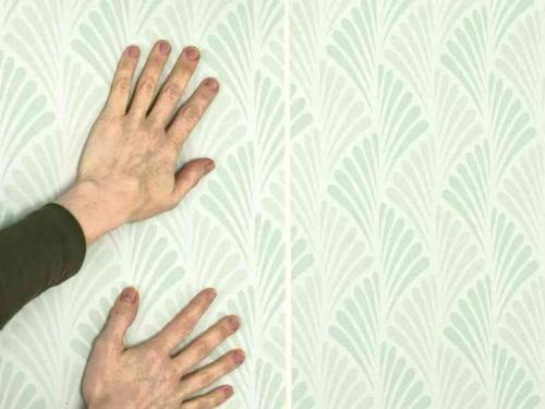 Профессиональная поклейка обоев. Как клеят обои профессионалы и новички — 10 важных отличий