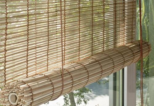 Рулонное бамбуковое полотно. Особенности штор из бамбука