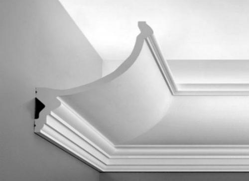 Чем приклеить потолочный плинтус и пластиковый уголок к обоям. Как приклеить потолочный плинтус на обои – пошаговая инструкция