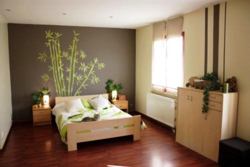 Обои с рисунком бамбука в интерьере. Положительные свойства и преимущества