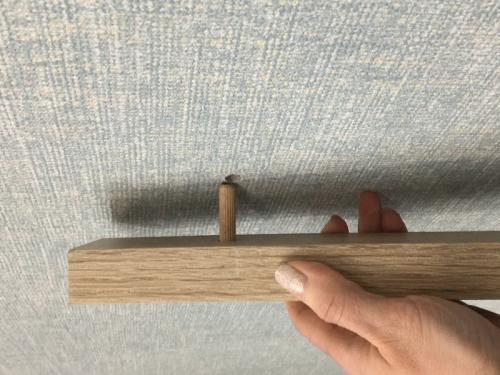 Чем прикрепить раскладку к виниловым обоям. Крючок для крепления картин система «Крепс» 19