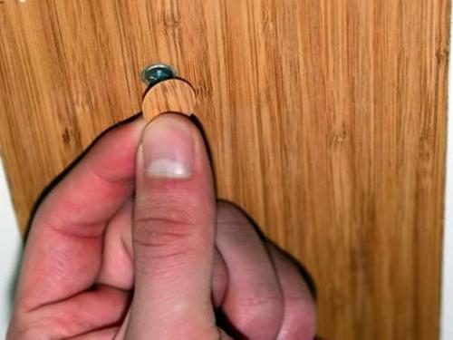 Чем прикрепить раскладку к виниловым обоям. Крючок для крепления картин система «Крепс» 12