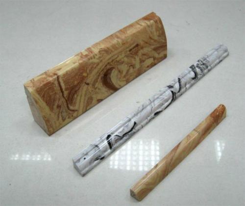 Как приклеить пластиковый уголок на угол стены. Виды клея для пластиковых уголков 11