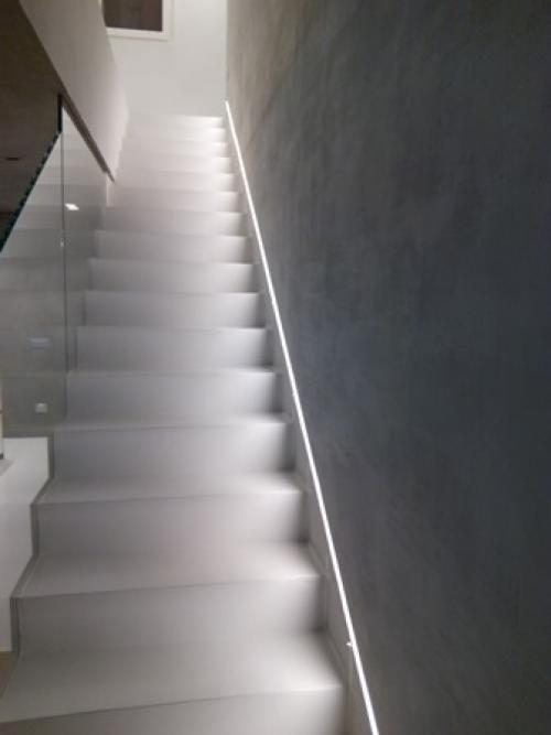 Как наклеить новую плитку на старую. Можно ли класть плитку на плитку: нюансы проведения работ и рекомендации. 08 Как наклеить новую плитку на старую. Можно ли класть плитку на плитку: нюансы проведения работ и рекомендации. 08