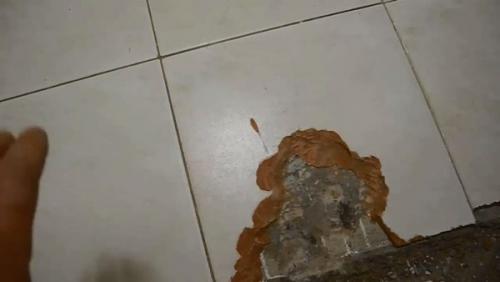 Можно ли ложить плитку на плитку на пол. Можно ли оставлять старое покрытие?