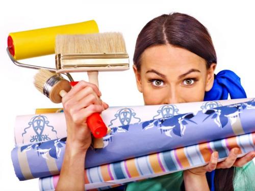 Можно ли клеить обои на масляную краску на стене. Можно ли клеить флизелиновые обои на краску и как правильно это делать?