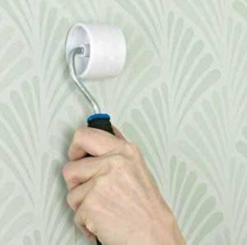 Как клеить флизелиновые обои в углах. О материалах и инструментах