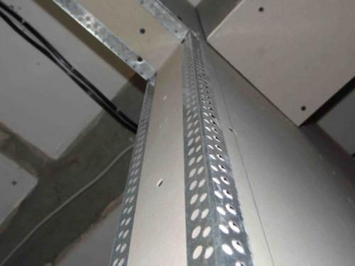 Уголки для откосов стен. Описание элемента