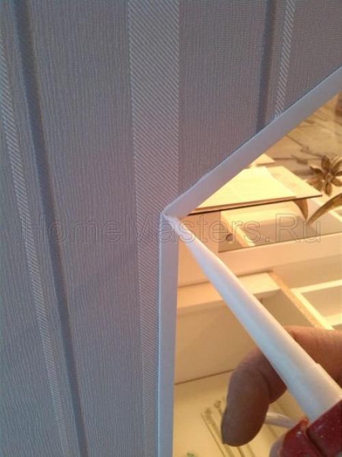 Как приклеить пластиковый уголок на внутренний угол. Приклеивание уголка из пластика